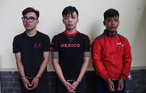 Công an TPHCM bắt 3 thanh niên "nhận lệnh" qua mạng xã hội