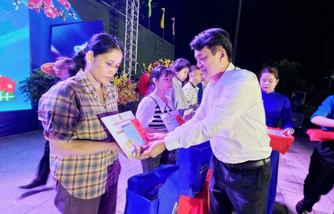 Vé máy bay “0 đồng” đang đến với công nhân