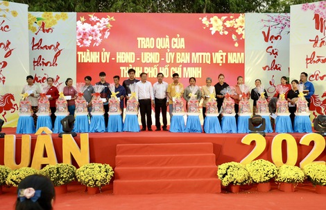 Rộn ràng ngày hội Xuân gắn kết