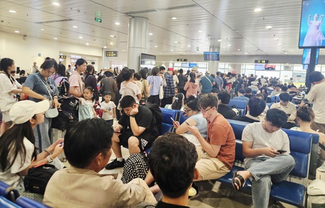 Lưu ý đặc biệt vé máy bay, tàu ngày cao điểm