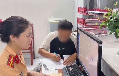 TPHCM: Xử lý 2 tài xế xe khách Đức Thành đón khách sai quy định