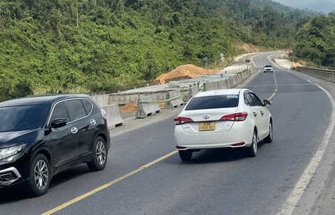 Thi đua 19 ngày đêm, dự án mở rộng cao tốc La Sơn – Hòa Liên giải ngân vượt kế hoạch