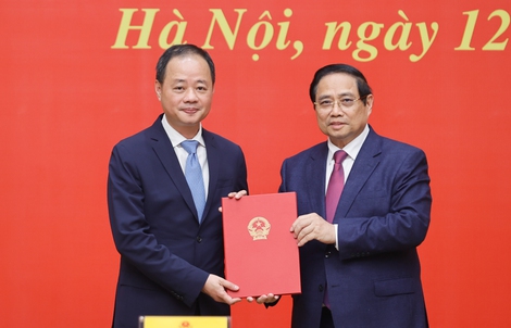 Thủ tướng Phạm Minh Chính trao quyết định bổ nhiệm nhân sự