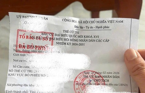 Cảnh báo rủi ro khó lường khi đăng ảnh thẻ cử tri lên mạng xã hội