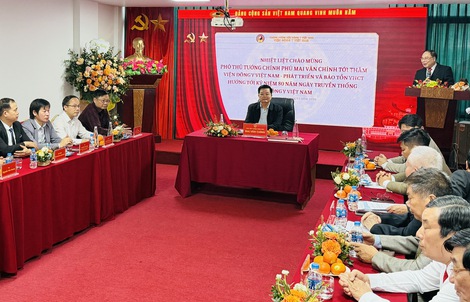 Phó Thủ tướng Mai Văn Chính yêu cầu phát huy vai trò y học cổ truyền