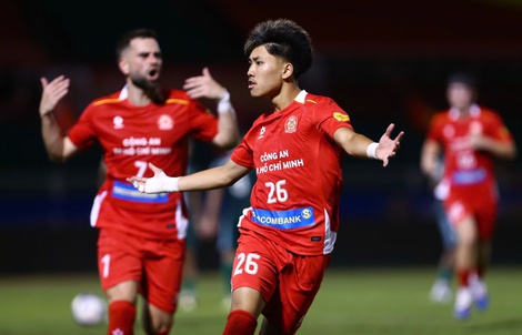 Tài năng trẻ Việt kiều tiếp tục giúp CLB Công an TP HCM chiến thắng