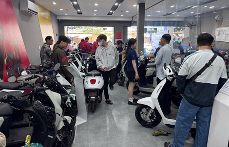 Hệ sinh thái xe điện tăng tốc