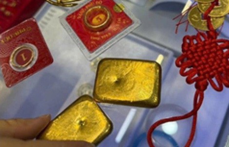 Bị thao túng tâm lý, nữ sinh mang 114 chỉ vàng của gia đình đi bán