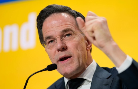 Tổng thư ký NATO lên tiếng về chuyện bảo vệ Hormuz, Tổng thống Iran nói Mỹ "ảo tưởng"