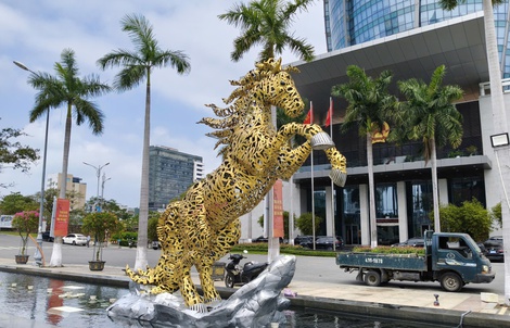 Đưa linh vật “kim mã” gắn tên 94 xã, phường về gần Trung tâm Hành chính Đà Nẵng