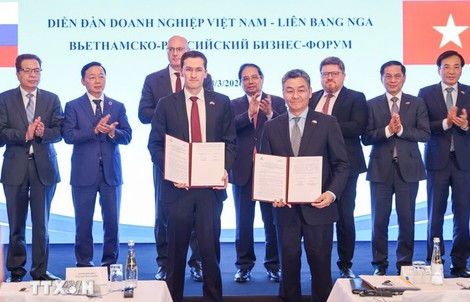 Thủ tướng chứng kiến doanh nghiệp Việt Nam-Nga trao thỏa thuận hợp tác dầu khí, vận tải