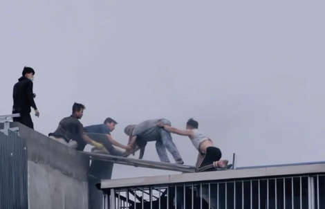 Đề xuất Thủ tướng tặng Bằng khen trong vụ cứu 7 người trong vụ cháy