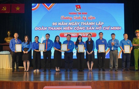 Nhiều trường ĐH chung tay xây dựng sân chơi cho thanh thiếu nhi phường Tân Hưng