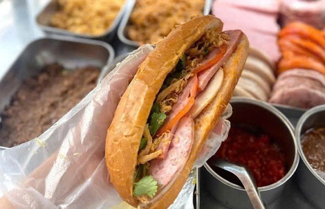 32 người đau bụng dữ dội sau khi ăn bánh mì