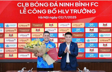 Ninh Bình thay "tướng": Ba trận thua đủ kết luận một HLV thất bại?