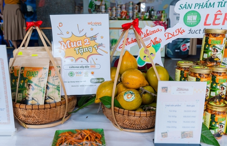 VIDEO: Quả trứng gà biến thành đặc sản