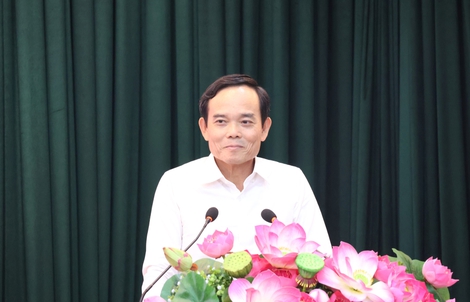 Bí thư Thành ủy TPHCM tiếp xúc cử tri 3 phường: Bình Tiên, Bình Tây và Bình Phú