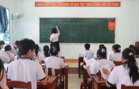 Yêu cầu dừng ngay việc dạy bù để hoán đổi ngày nghỉ