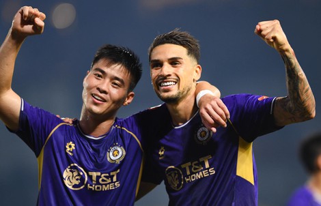 Hoàng Hên sắm vai "người hùng" trong trận thắng đậm của CLB Hà Nội