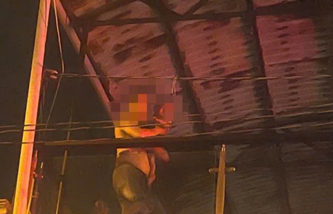 Công an TPHCM nỗ lực cứu người trong đám cháy