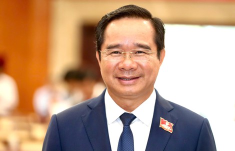 Phân công công tác Chủ tịch và các Phó Chủ tịch UBND TPHCM
