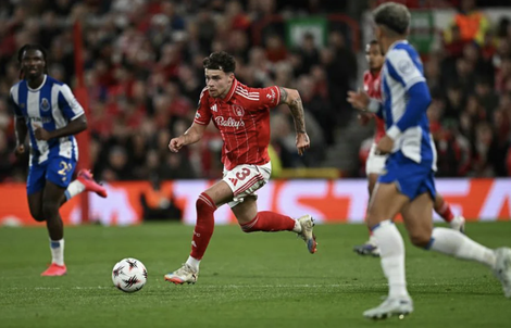 Đánh bại cựu vô địch châu Âu, Nottingham Forest vào bán kết Europa League