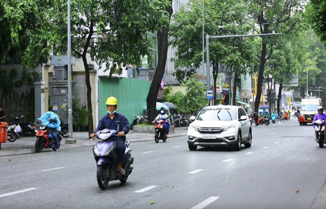 Dự báo thời tiết hôm nay, 17-4: TPHCM và Nam Bộ thu hẹp nắng nóng, có mưa