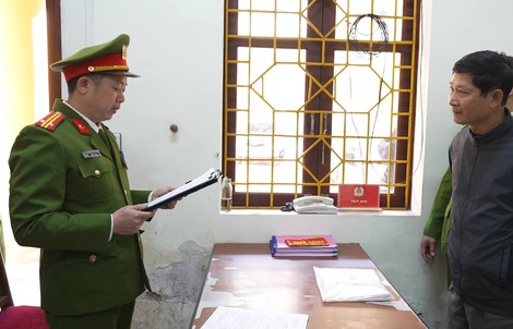 Đề nghị truy tố một đối tượng xâm phạm lợi ích của Nhà nước, tổ chức và cá nhân