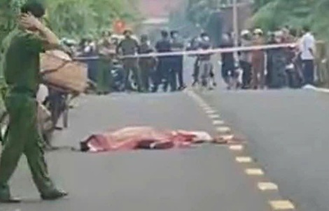 Người phụ nữ tử vong bất thường trên đường, cơ thể có nhiều vết thương
