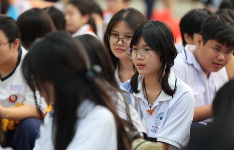 NÓNG: TPHCM công bố chỉ tiêu tuyển sinh lớp 10 các trường THPT toàn thành