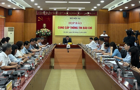 Bộ Nội vụ: Tiếp tục triển khai cải cách chính sách tiền lương theo kết luận của Bộ Chính trị