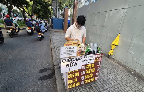 Tìm cách hạ nhiệt giá hàng hóa