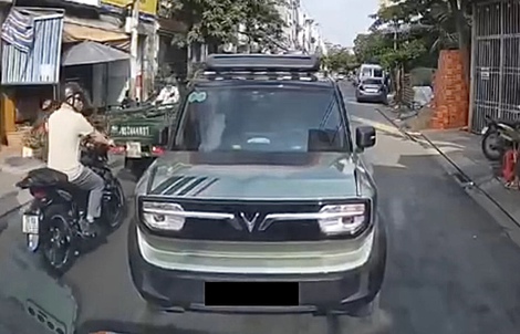 CSGT xử phạt tài xế bỏ ô tô giữa đường sau mâu thuẫn giao thông tại TPHCM