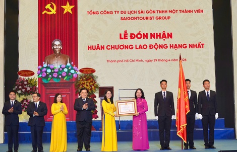 Saigontourist Group nhận Huân chương Lao động hạng Nhất