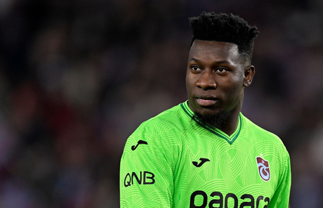 Thủ môn Onana lại “báo hại” Man Utd