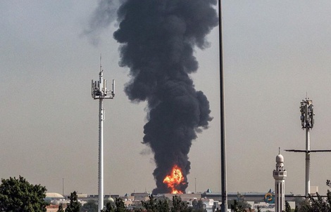 Chiến sự Trung Đông ngày 3-4: Iran dọa "xóa sổ" tài sản Mỹ, cảnh báo gay gắt ông Donald Trump