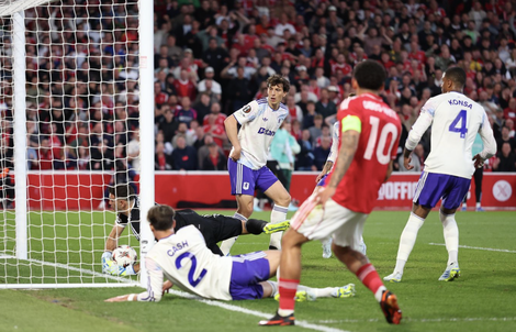 Nottingham Forest hạ Aston Villa, mơ chung kết Europa League sau 46 năm