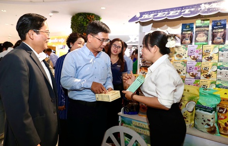 Ấn tượng không gian Lễ hội "Tôn vinh cà phê - trà Việt"
