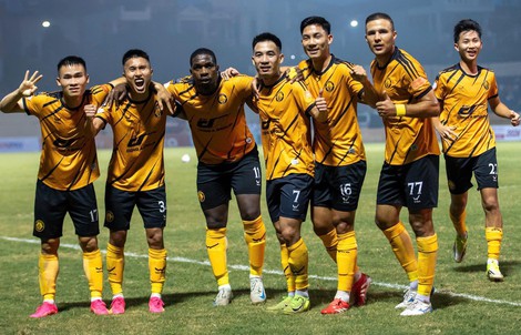 Thanh Hóa gây sốc khi thắng đậm CLB Công an TP HCM 4 bàn trắng