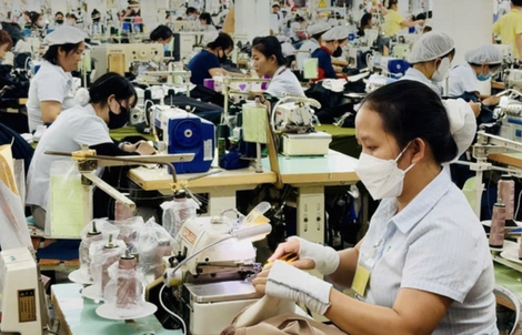 Công đoàn sẽ lấy ý kiến việc hoán đổi ngày nghỉ dịp Giỗ Tổ Hùng Vương và 30-4, 1-5