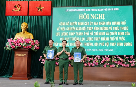 Công bố quyết định của UBND TPHCM về Lực lượng Thanh niên xung phong