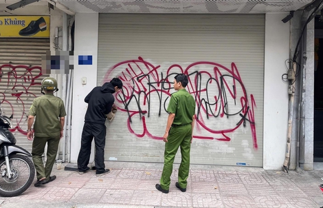 Công an bắt quả tang thanh niên “thỏa mãn sở thích cá nhân” ở 2 căn nhà tại TPHCM