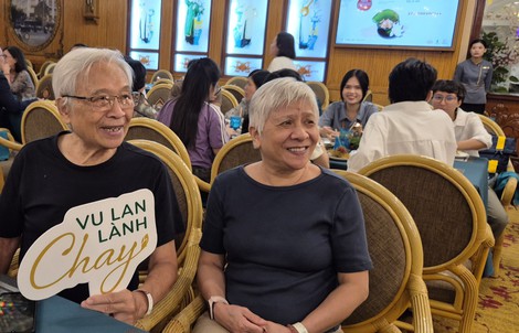 Kiến nghị hạ lãi suất dưới 6%, mở động lực từ “kinh tế bạc” ở TPHCM