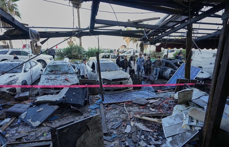 Chiến sự Trung Đông ngày 8-4: Cơ sở khí đốt lớn nhất UAE gặp hỏa hoạn, 3 miền Israel hứng tên lửa