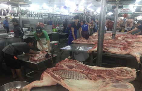 Giá heo hơi hôm nay, 9-4: Chợ đầu mối có giá mới