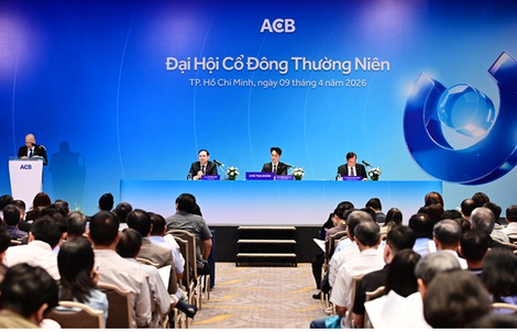 Chủ tịch HĐQT Trần Hùng Huy nêu lý do ACB không đạt chỉ tiêu lợi nhuận