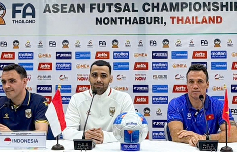HLV Diego Giustozzi: "Tuyển futsal Việt Nam sẵn sàng cho trận bán kết gặp Indonesia"
