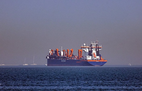 Thông tin trái chiều về việc Iran đóng cửa eo biển Hormuz