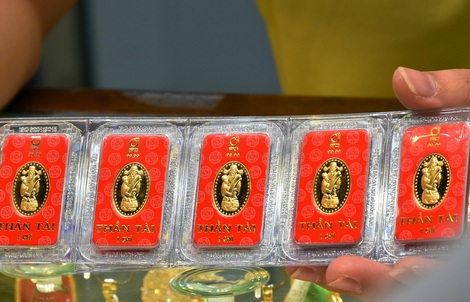 Giá vàng hôm nay, 2-5: Đảo chiều đi xuống