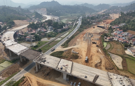 Nỗ lực thi công đưa cao tốc Hữu Nghị - Chi Lăng và Đồng Đăng - Trà Lĩnh sớm về đích